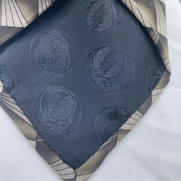 Grateful Dead silk tie Lonesome Hero Thirteenth Set green and black - Picture 6 of 12